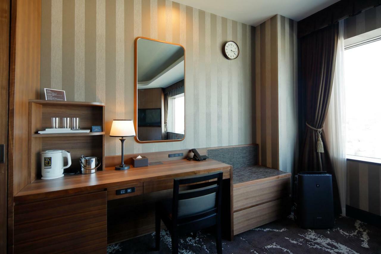 Hotel Monterey Химедзи Экстерьер фото