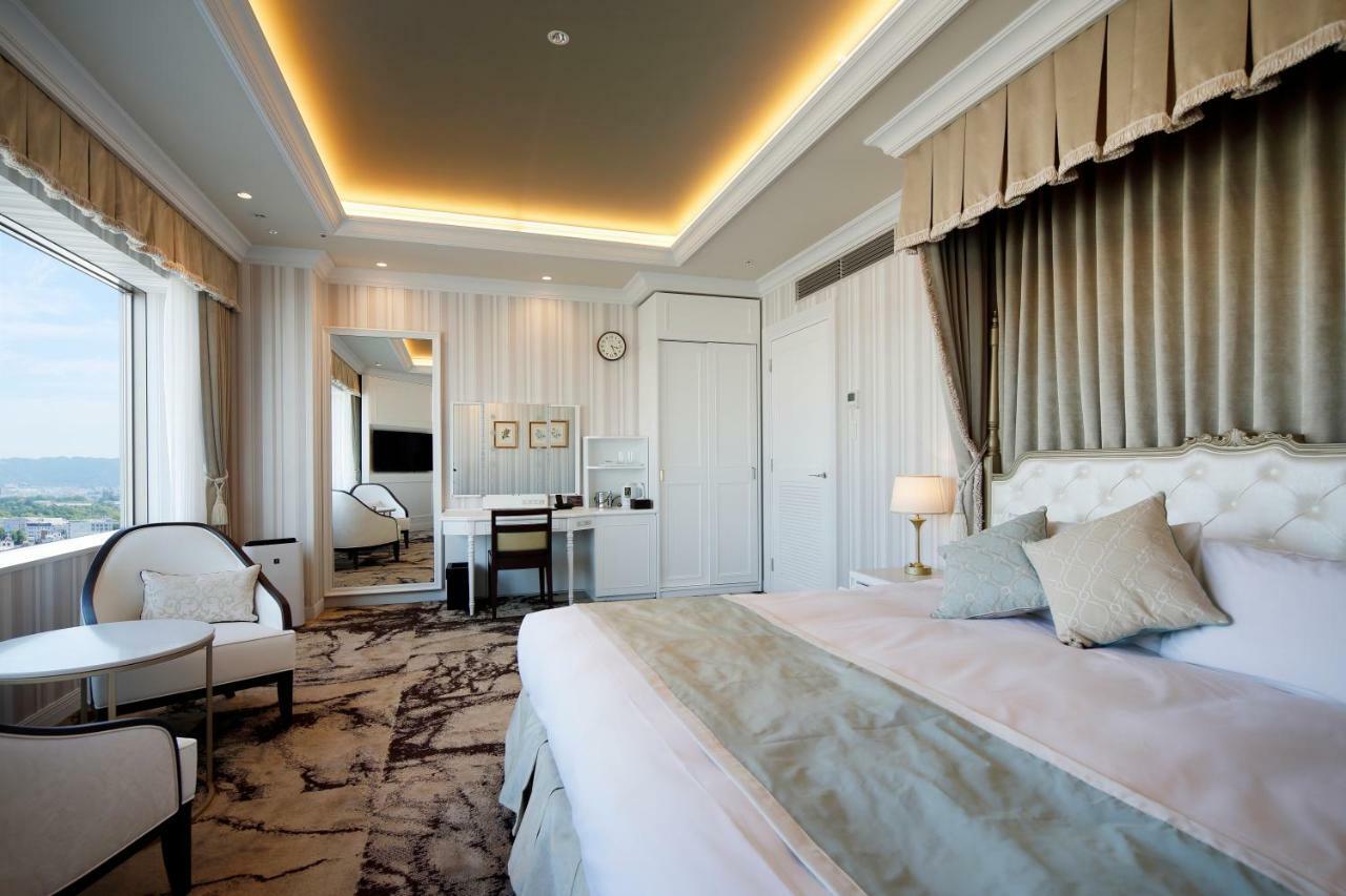 Hotel Monterey Химедзи Экстерьер фото